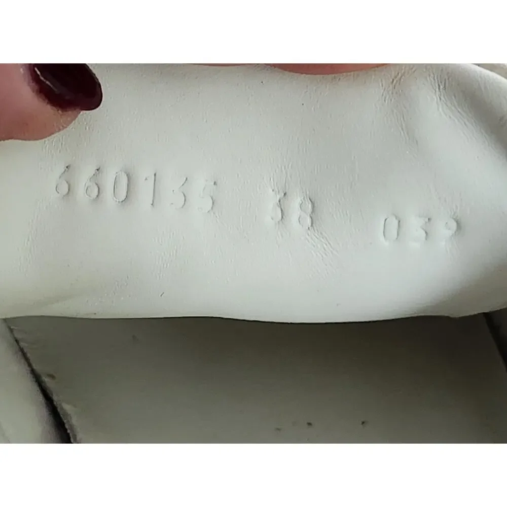 Gucci Ace Low Top Cream GG Embossed Logo Men's Size 38 with Box